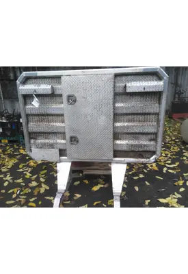 FREIGHTLINER FLD132 CLASSIC XL HEADACHE RACK