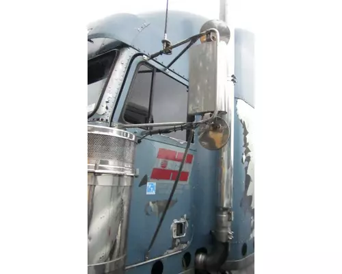 FREIGHTLINER FLD132 CLASSIC XL MIRROR ASSEMBLY CABDOOR