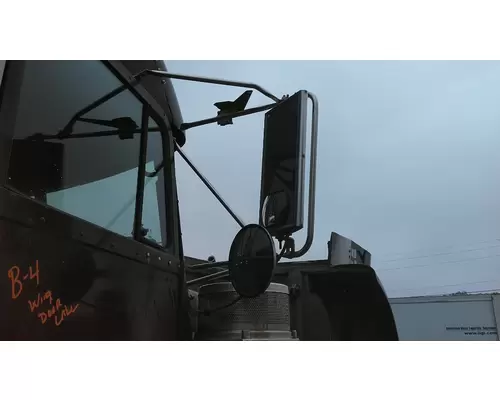 FREIGHTLINER FLD132 CLASSIC XL MIRROR ASSEMBLY CABDOOR
