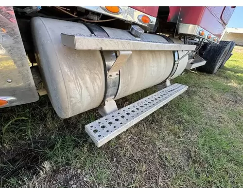 FREIGHTLINER FLD132 Classic XL Dismantled Vehicles
