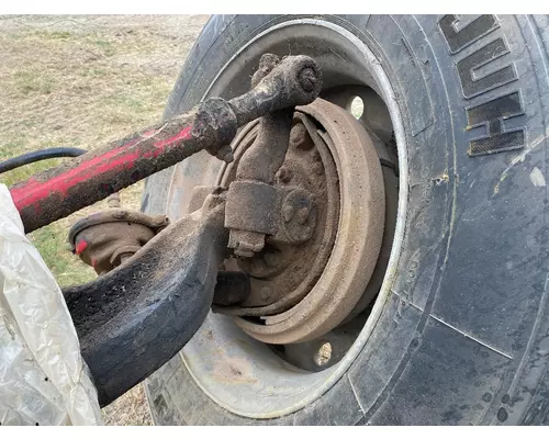 FREIGHTLINER FLD132 Classic XL Front Axle Assembly