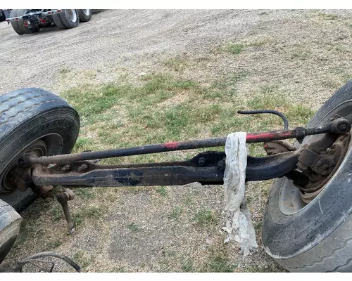 FREIGHTLINER FLD132 Classic XL Front Axle Assembly