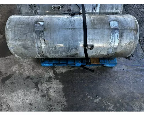 FREIGHTLINER FLD132 Classic XL Fuel Tank