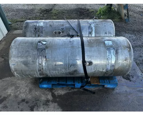FREIGHTLINER FLD132 Classic XL Fuel Tank