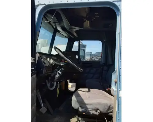 FREIGHTLINER FLD132 XL CLASSIC Cab Assembly