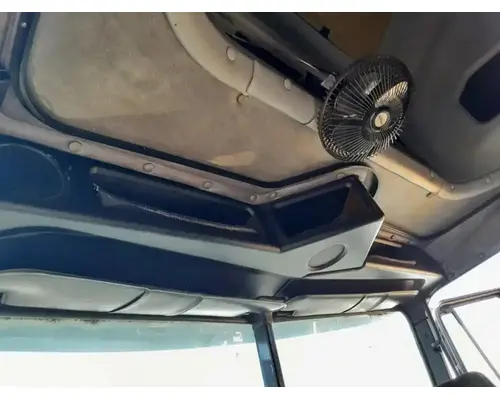 FREIGHTLINER FLD132 XL CLASSIC Cab Assembly