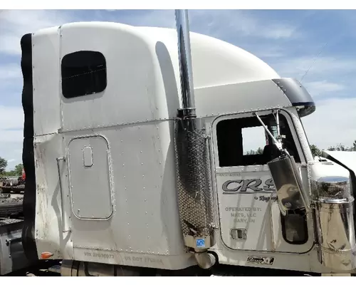 FREIGHTLINER FLD132 XL CLASSIC Cab in DES MOINES, IA #17824