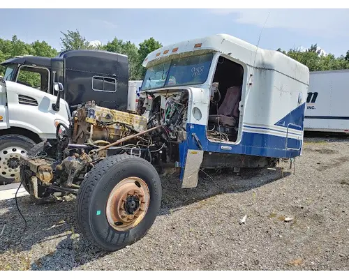 FREIGHTLINER FLD132 XL CLASSIC Complete Vehicle