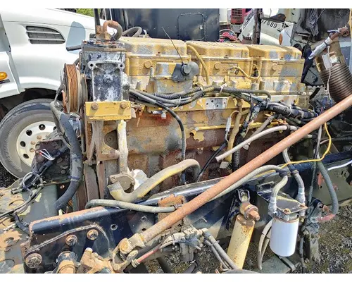 FREIGHTLINER FLD132 XL CLASSIC Complete Vehicle