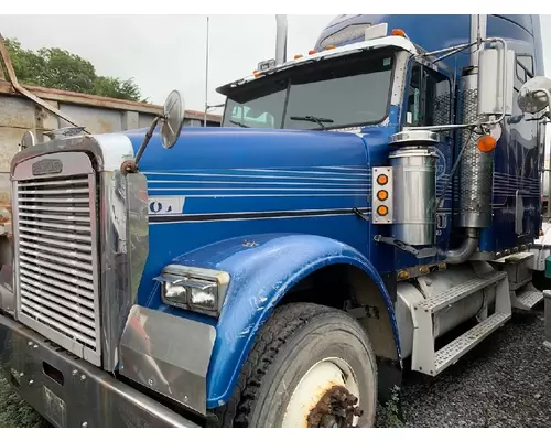 FREIGHTLINER FLD132 XL CLASSIC Complete Vehicle