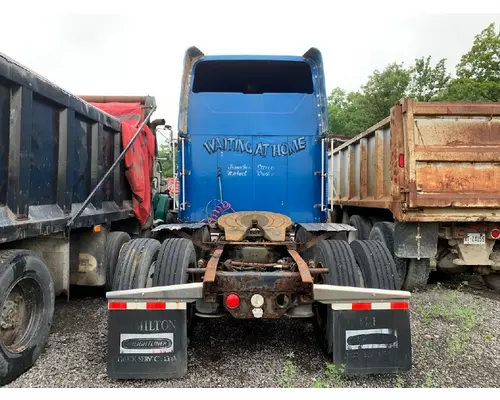 FREIGHTLINER FLD132 XL CLASSIC Complete Vehicle