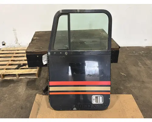 FREIGHTLINER FLD132 XL CLASSIC Door Assembly
