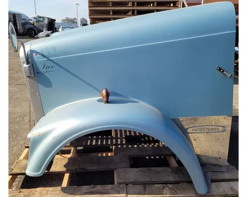 FREIGHTLINER FLD132 XL CLASSIC Hood