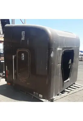 FREIGHTLINER FLD132 XL CLASSIC Sleeper