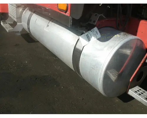 FREIGHTLINER FLD132T CLASSIC XL Fuel Tank