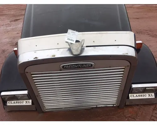 FREIGHTLINER FLD132T CLASSIC XL Hood