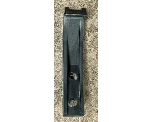 FREIGHTLINER FLD132 Latches and Locks
