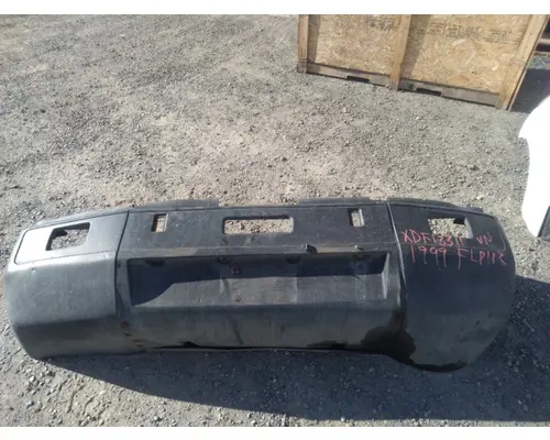 FREIGHTLINER FLD BUMPER-COMPLETE