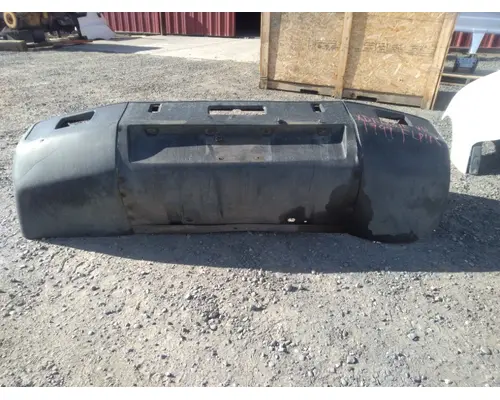 FREIGHTLINER FLD BUMPER-COMPLETE