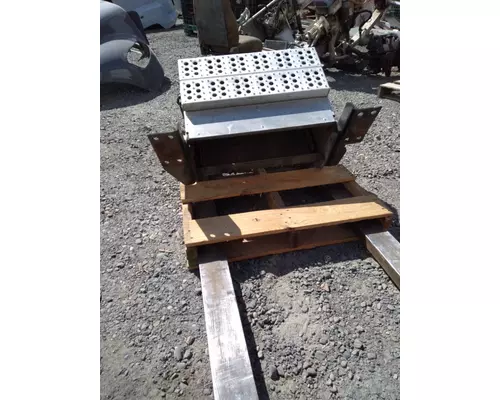 FREIGHTLINER FLD Battery BoxTray