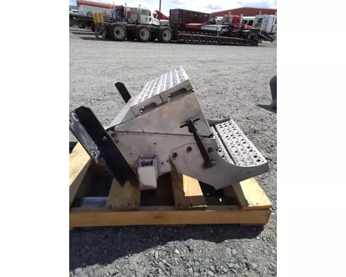 FREIGHTLINER FLD Battery BoxTray