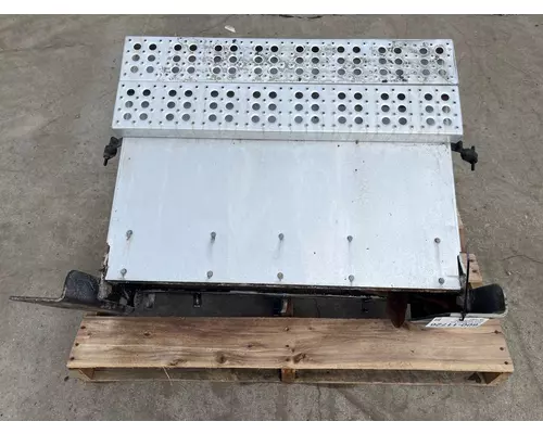 FREIGHTLINER FLD Battery Box