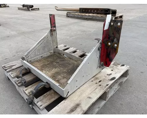 FREIGHTLINER FLD Battery Box