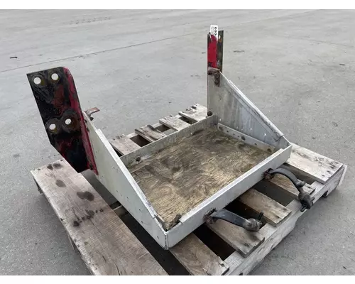 FREIGHTLINER FLD Battery Box