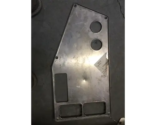 FREIGHTLINER FLD DASH PANEL