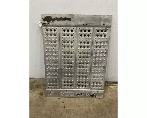 FREIGHTLINER FLD Deck Plate