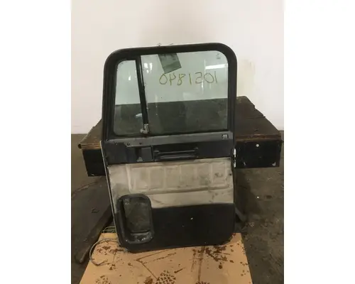 FREIGHTLINER FLD Door Assembly