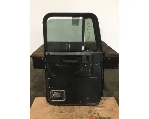 FREIGHTLINER FLD Door Assembly