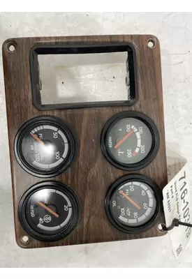 FREIGHTLINER FLD Gauge Panel