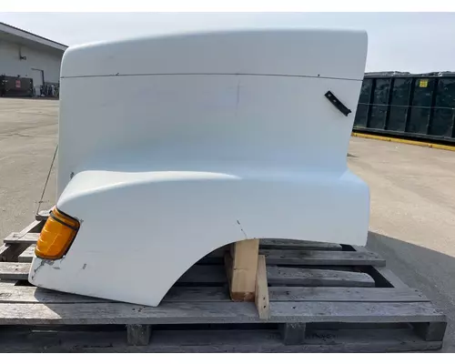 FREIGHTLINER FLD Hood