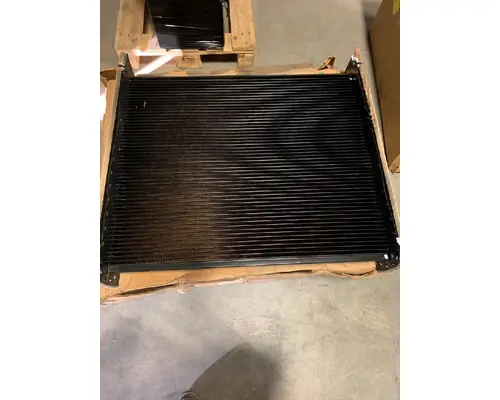 FREIGHTLINER FLD RADIATOR