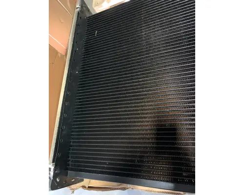 FREIGHTLINER FLD RADIATOR