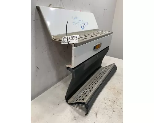FREIGHTLINER FLD Side Fairing