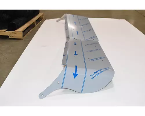FREIGHTLINER FLD Sun Visor (External)