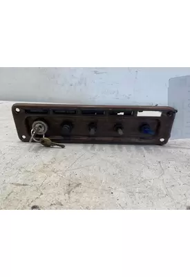 FREIGHTLINER FLD Switch Panel