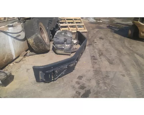 FREIGHTLINER FS65 CHASSIS Bumper Assembly, Front