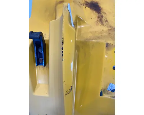 FREIGHTLINER FS65 Fender Extension