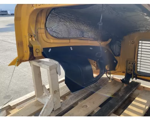 FREIGHTLINER FS65 Hood
