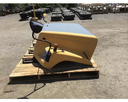 FREIGHTLINER FS65 Hood