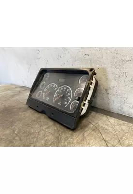 FREIGHTLINER FS65 Instrument Cluster
