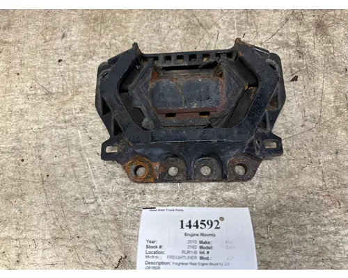 FREIGHTLINER LOR J26185 28 Engine Mounts