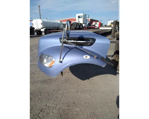 FREIGHTLINER M-2 106 HOOD