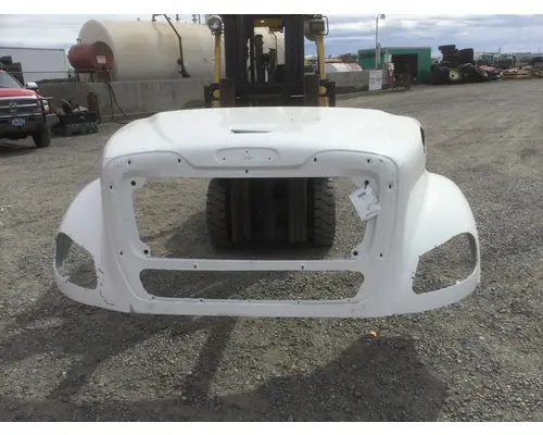 FREIGHTLINER M-2 106 HOOD