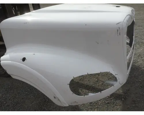 FREIGHTLINER M-2 106 HOOD