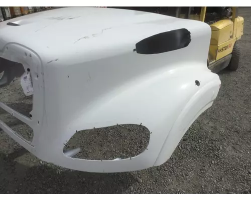 FREIGHTLINER M-2 106 Hood