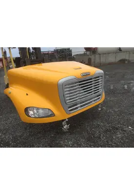 FREIGHTLINER M-2 112 HOOD